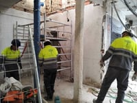 Armado de andamio para la demoliciòn parcial del muro Nivel 4